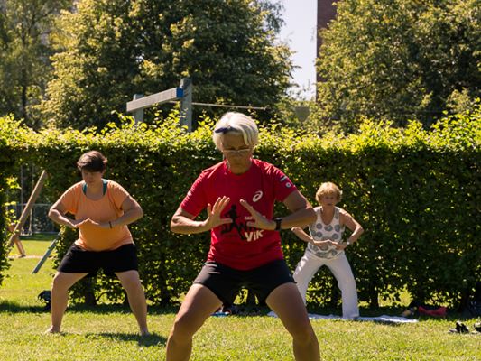 Active City Qigong 00040 Active City Qigong 00040