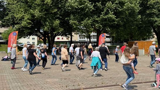 Line Dance 3 Line Dance 3