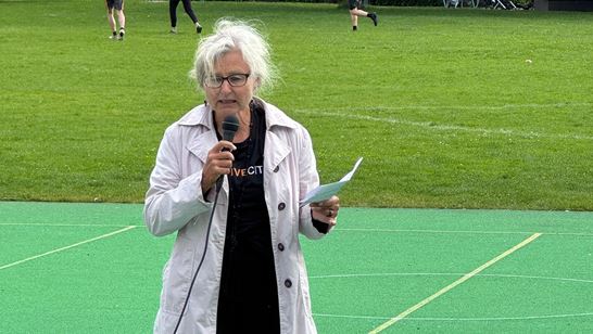 Foto Eröffnungsanlass Barbara Thalmann (1) Foto Eröffnungsanlass Barbara Thalmann (1)