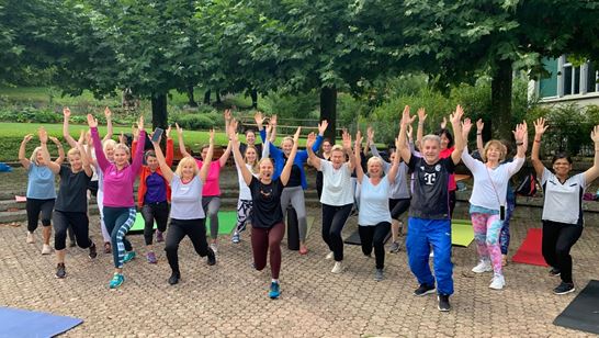 Rückentraining Gruppenfoto (1) Rückentraining Gruppenfoto (1)