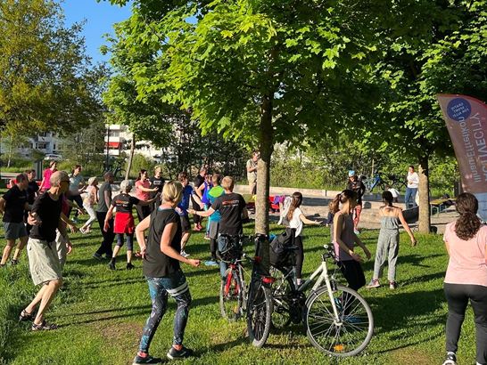 4A6318AA E72D 408B 977F 9B9DA8FA7B75 4A6318AA E72D 408B 977F 9B9DA8FA7B75